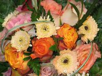 bunch-of-flowers-1041680_1920